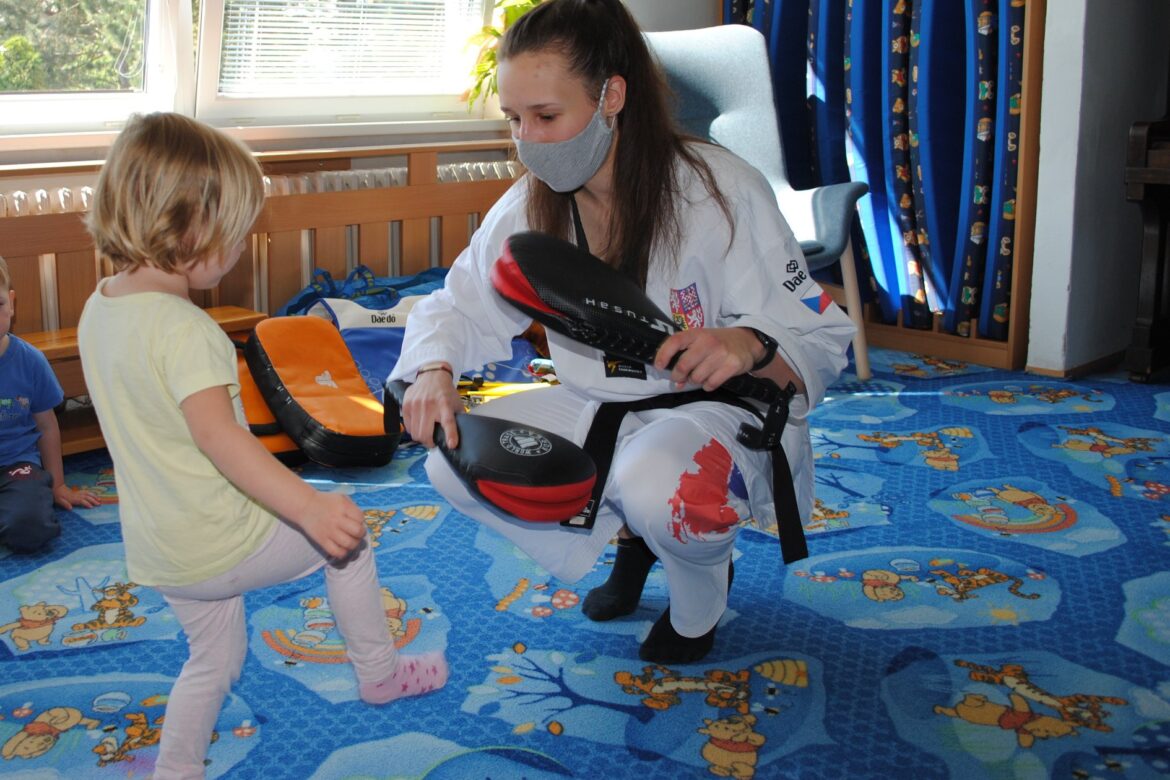 COBRA TRÉNOVALA VE ŠKOLCE CMŠ STUDÁNKA